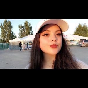 Meet your Posher, Sidney